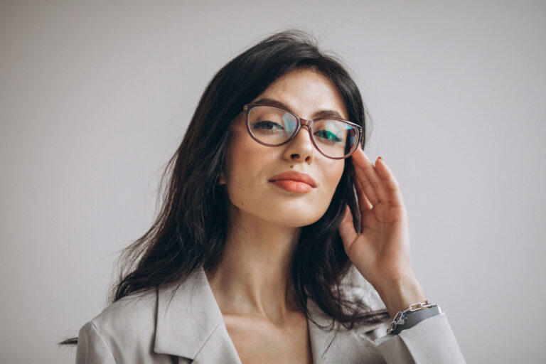 Top Ten makeup tips for eyewear wearers