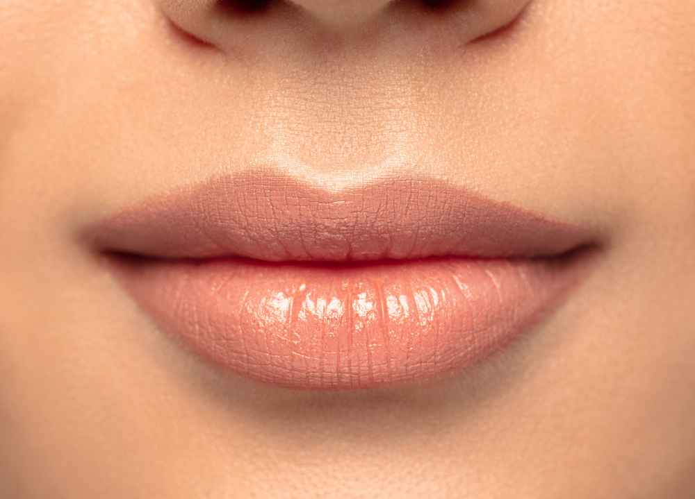 How to Get Soft Pink Lips Naturally
