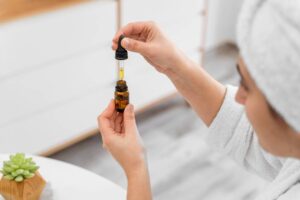 Benefits of Castor Oil for Skin with 10 FAQs : Revitalize Your Skin