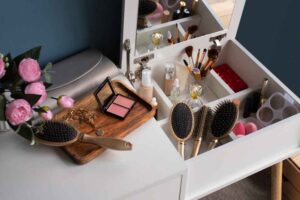 Guide to Makeup Organizer
