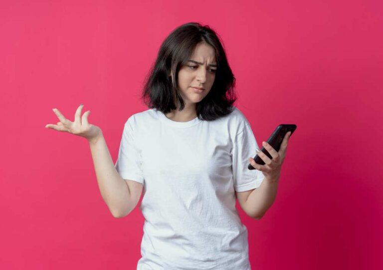 How Your Phone Might Affect Your Skin and Hair