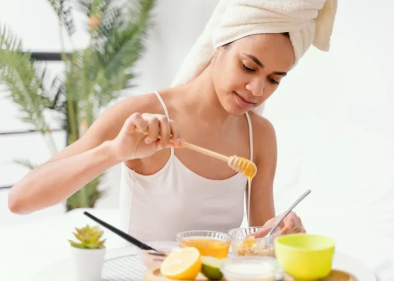 Natural Skin Care at Home: Easy Homemade Remedies for Glowing Skin
