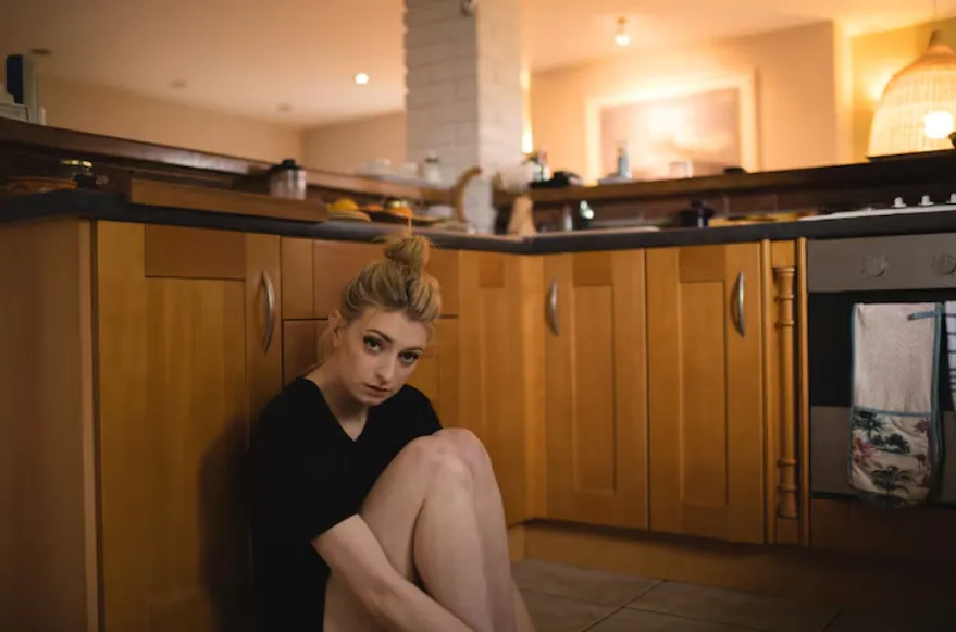 The Woman at Apartment 7B